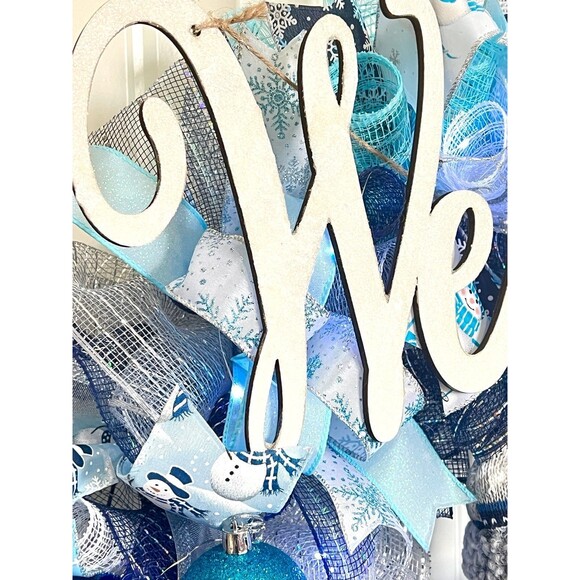 XL Handmade Christmas Holiday Skiing Snowman Ribbon Prelit Wreath 26 ins LED - Picture 6 of 11